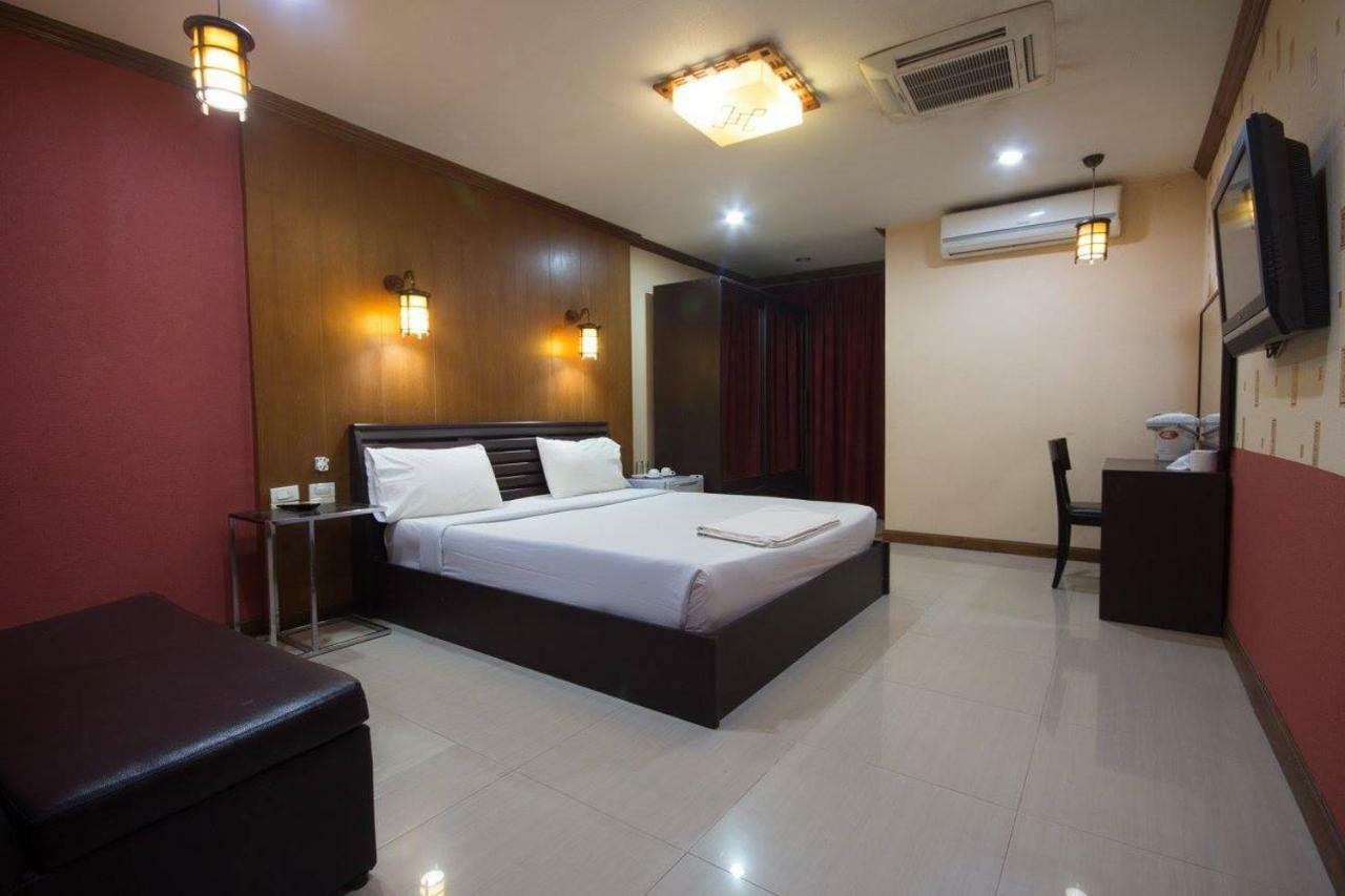 Khon Kaen Ruenrom Hotel Bagian luar foto