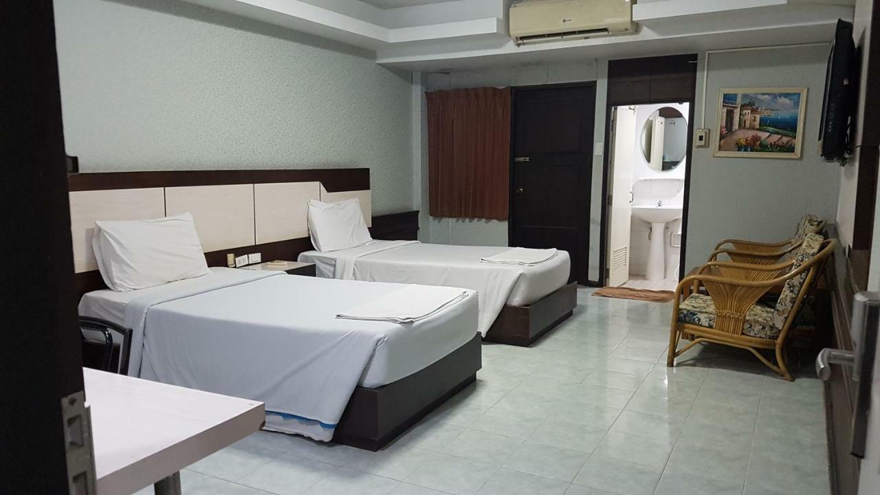 Khon Kaen Ruenrom Hotel Bagian luar foto