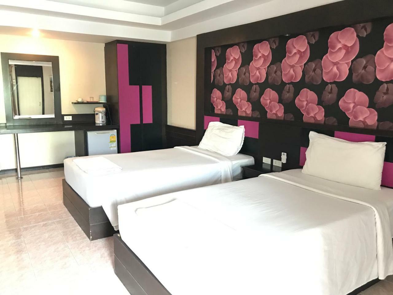 Khon Kaen Ruenrom Hotel Bagian luar foto