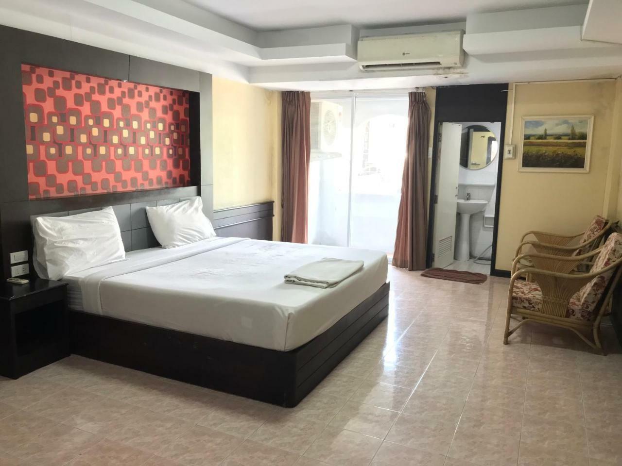Khon Kaen Ruenrom Hotel Bagian luar foto